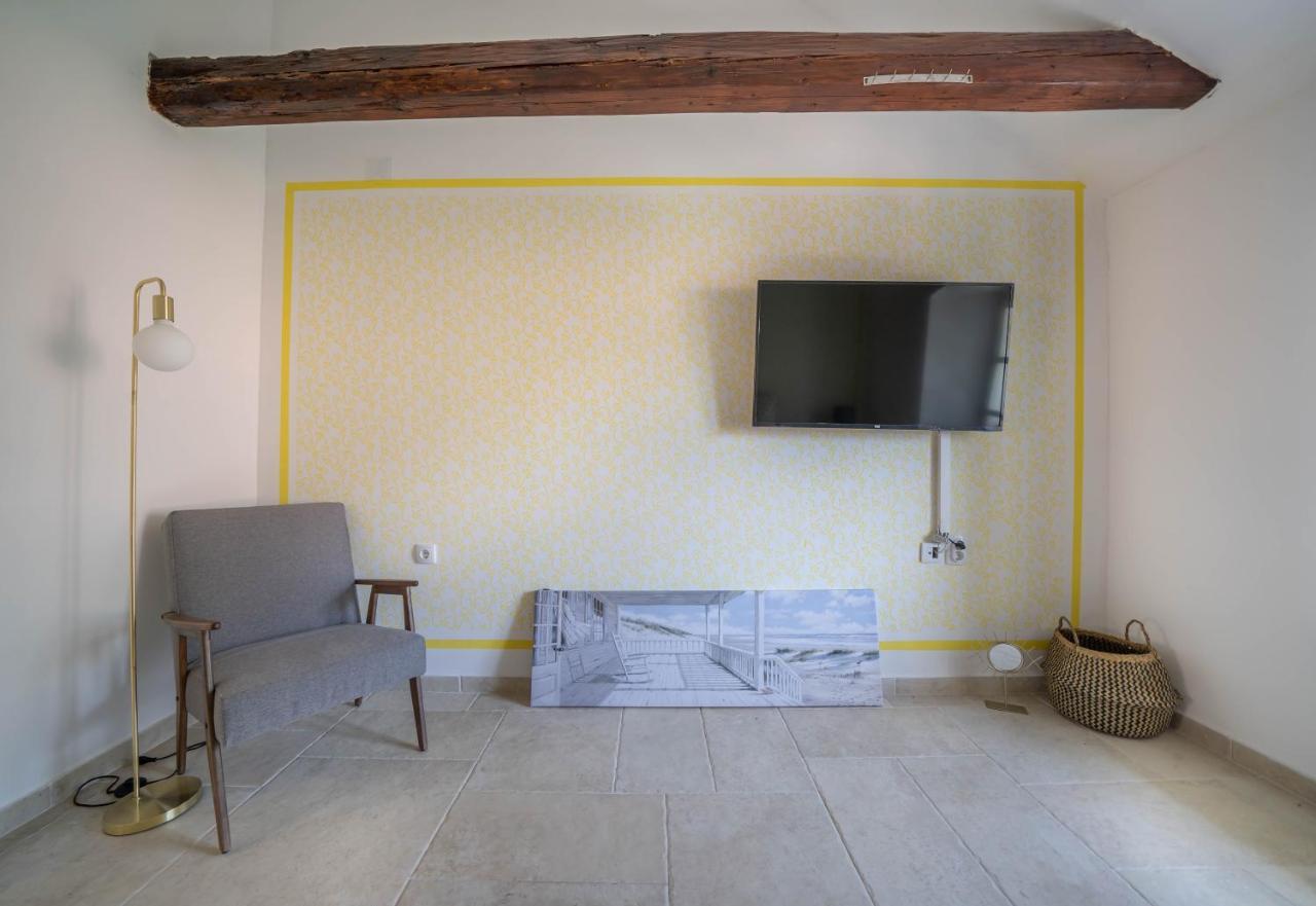 Apartments Oliva Рисан Екстериор снимка