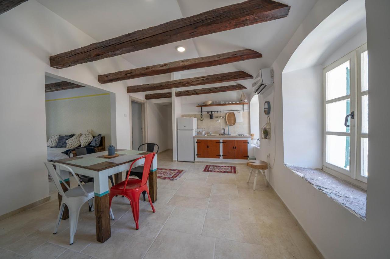 Apartments Oliva Рисан Екстериор снимка